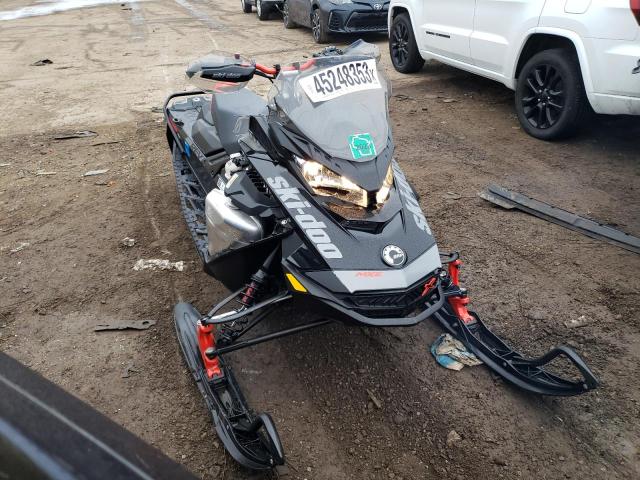 Vehiculos salvage en venta de Copart Elgin, IL: 2020 Skidoo MXZ