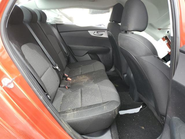 3KPF24AD9PE514587 KIA FORTE LX