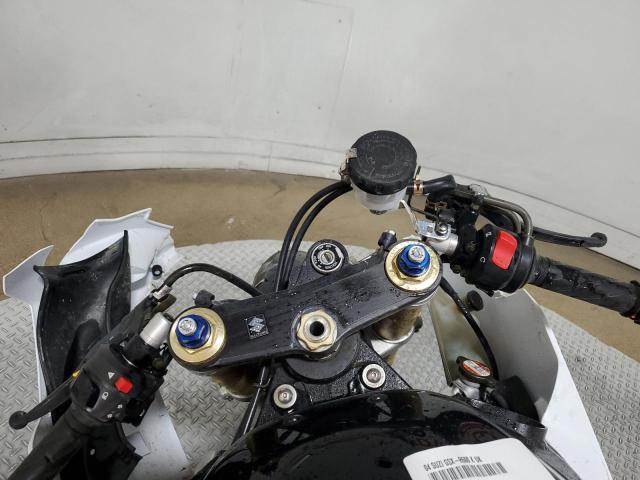 2004 SUZUKI GSX-R600 K - JS1GN7CA842111204