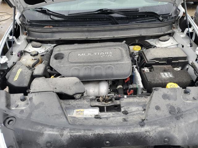 1C4PJLCB0JD566406 Jeep Cherokee Latitude