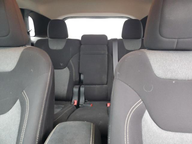 1C4PJLCB0JD566406 Jeep Cherokee Latitude