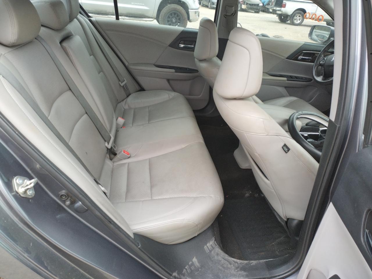 1HGCR3F98GA035093 2016 Honda Accord Touring