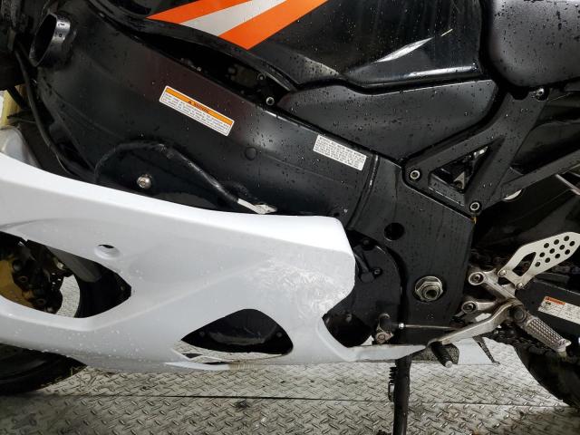 2004 SUZUKI GSX-R600 K - JS1GN7CA842111204