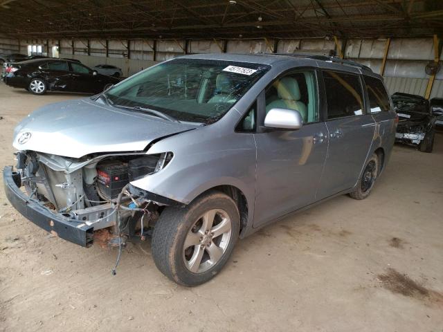 Toyota Sienna salvage cars for sale: 2012 Toyota Sienna XLE