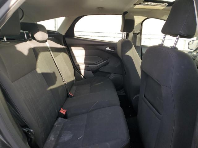 1FADP3K21GL276859 Ford FOCUS SE