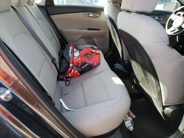 3KPF24AD1ME267867 KIA FORTE FE