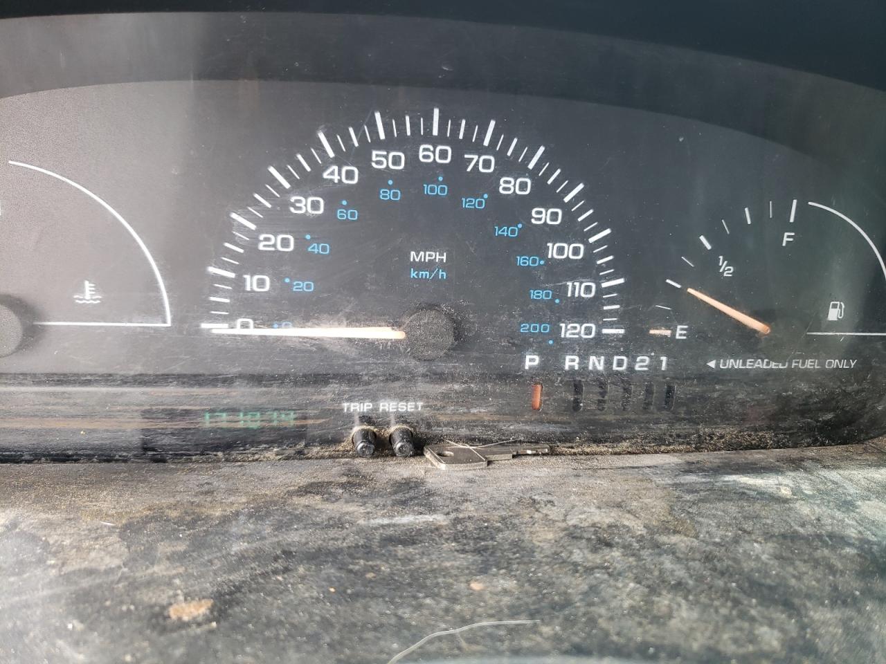 2B4FP25B7VR330305 1997 Dodge Caravan