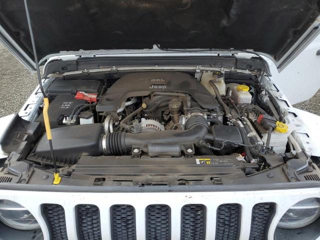 1C4HJXEG9JW329194 Jeep Wrangler Unlimited Sahara