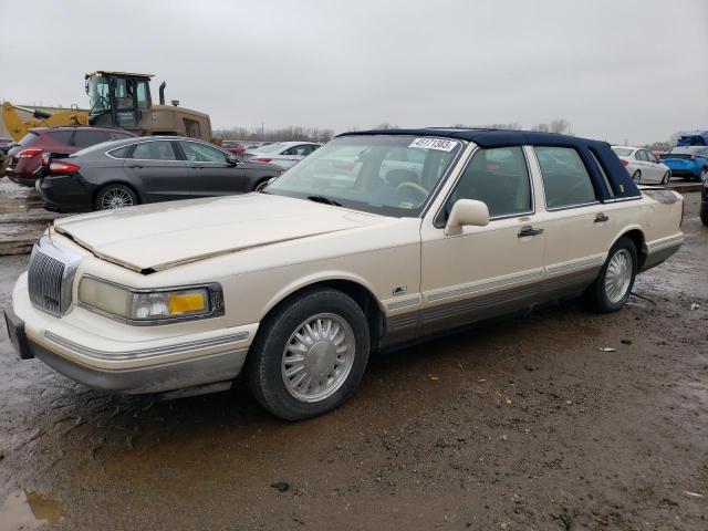 1995 Lincoln Town Car Signature