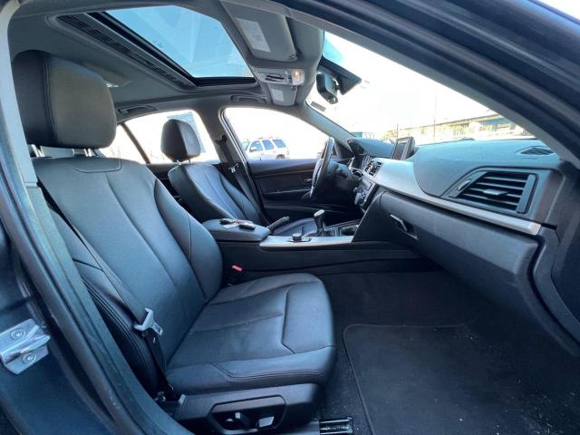 WBA3B1C55EPE14586 BMW 320 I