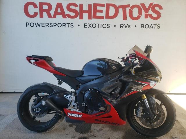 2014 SUZUKI GSX-R750 - JS1GR7MA0E2101464