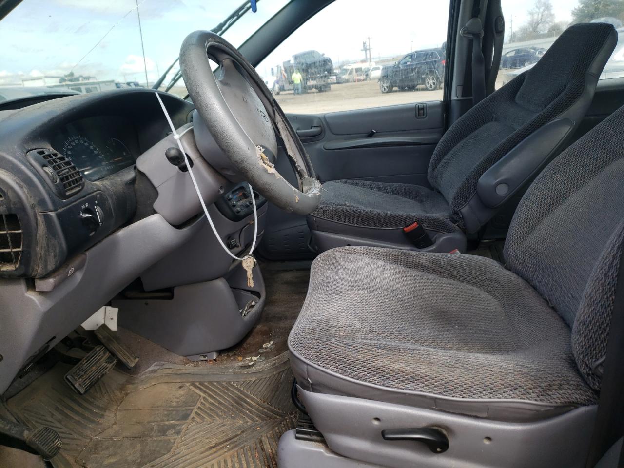 2B4FP25B7VR330305 1997 Dodge Caravan