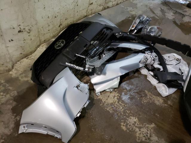 7MUAAABGXNV006027 Toyota Corolla Cross L