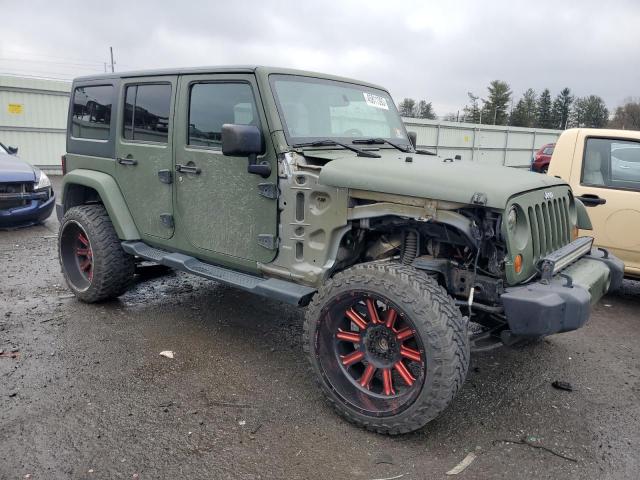 1C4BJWEG5DL699774 Jeep Wrangler Unlimited Sahara
