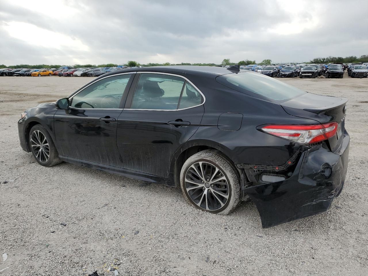4T1B11HK2KU751805 TOYOTA CAMRY 2019