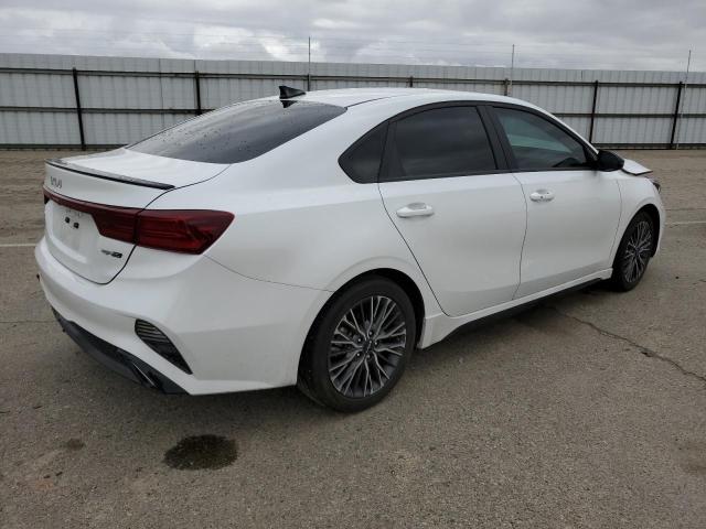 3KPF54AD9NE440429 KIA Forte Gt Line