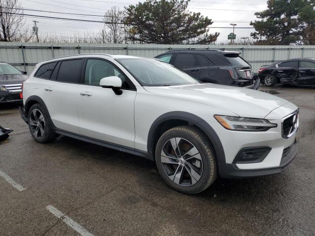 2021 VOLVO V60 CROSS - YV4102WK0M1077909