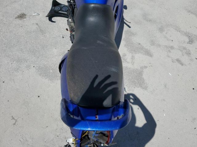 2001 SUZUKI GSX600 - JS1GN79A812101212