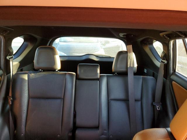 2016 TOYOTA RAV4 SE - JTMNFREV4GJ066553