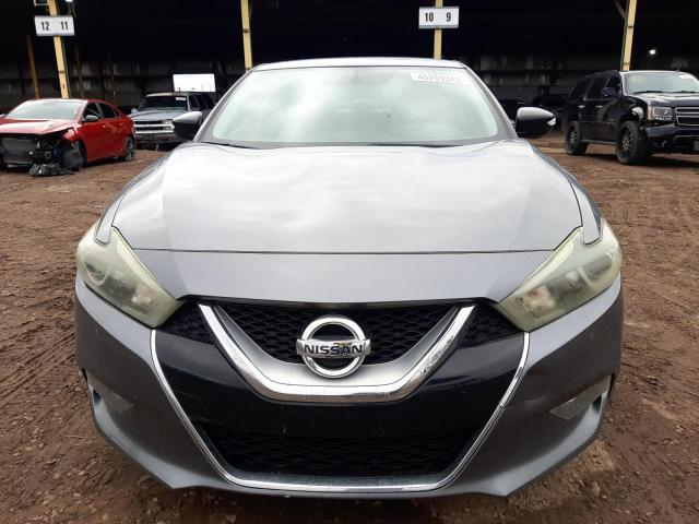 1N4AA6AP9GC380437 Nissan Maxima 3.5s