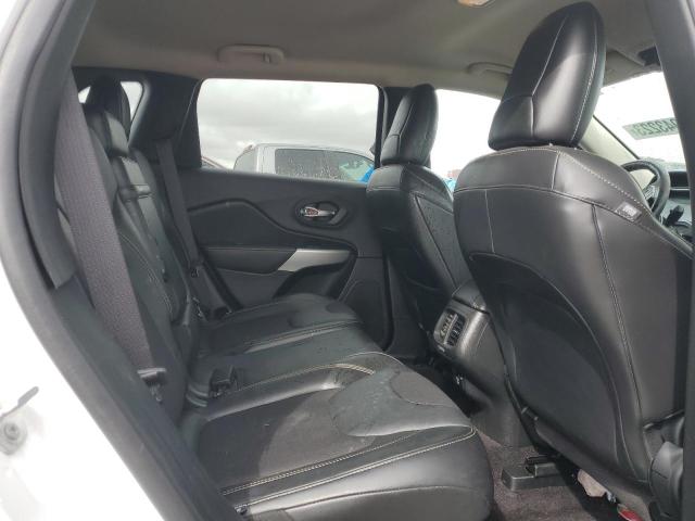 1C4PJMLX1JD558400 Jeep Cherokee Latitude Plus