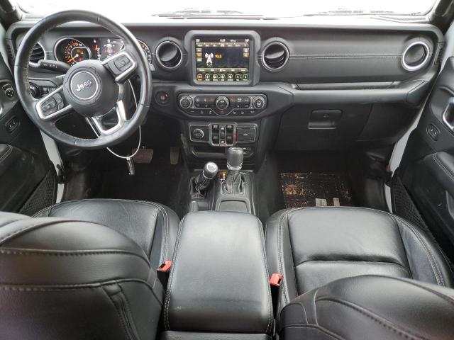 1C4HJXEG9JW329194 Jeep Wrangler Unlimited Sahara