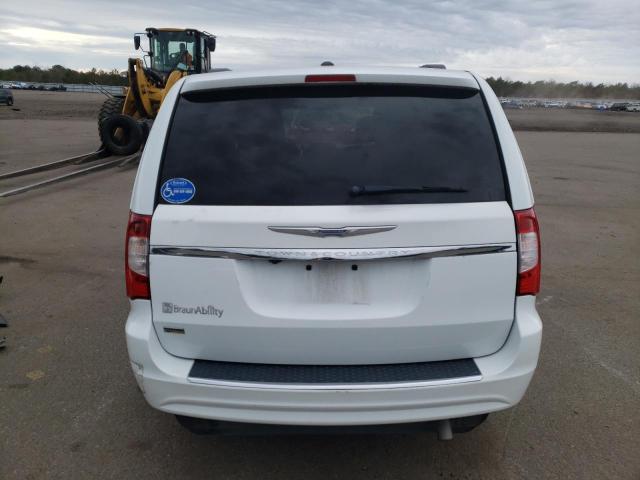 2016 CHRYSLER TOWN & COU - 2C4RC1BG9GR185597