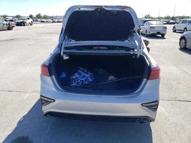 3KPF24AD5ME390376 KIA FORTE FE