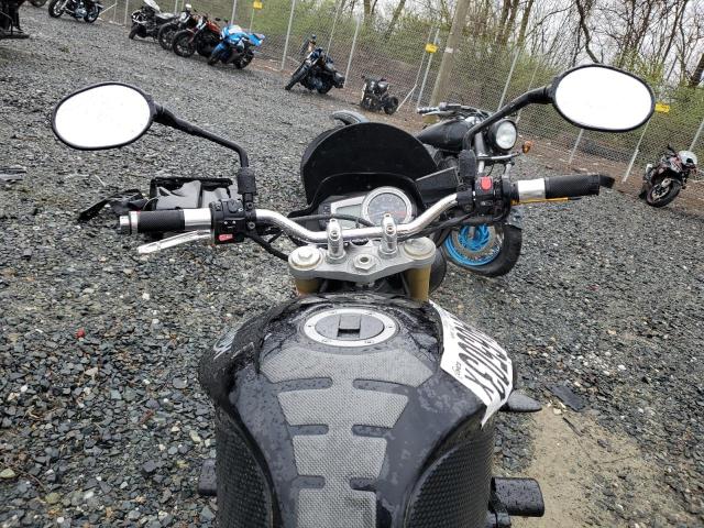 2008 TRIUMPH MOTORCYCLE STREET TRI - SMTD01NE08J335522
