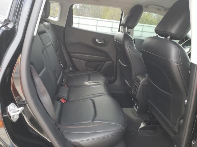 3C4NJDCB2JT104419 Jeep Compass Limited