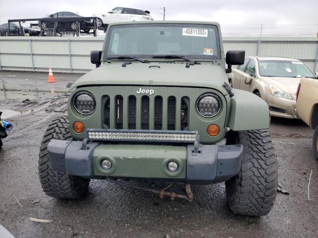 1C4BJWEG5DL699774 Jeep Wrangler Unlimited Sahara