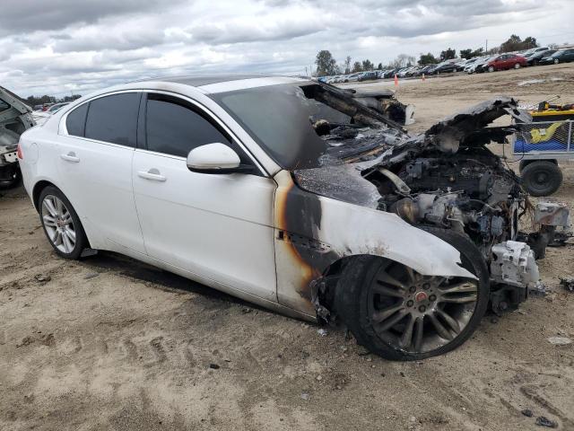 SAJAR4FX9KCP52871 Jaguar XE