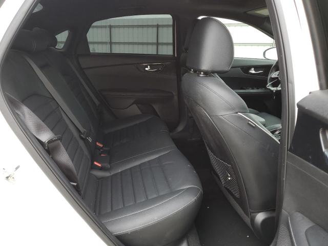 3KPF54AD9NE440429 KIA Forte Gt Line