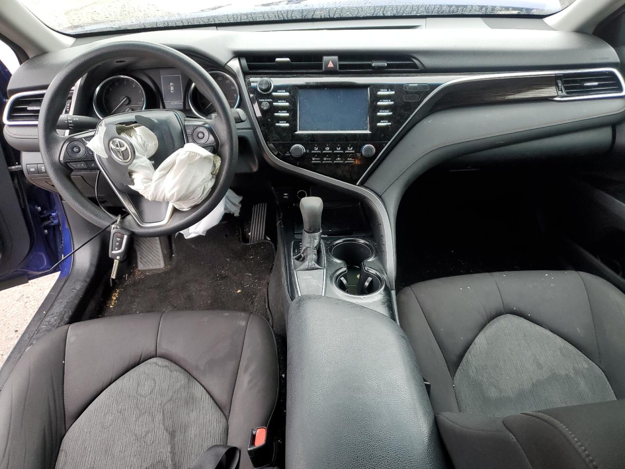 4T1B11HK6JU612209 TOYOTA CAMRY 2018