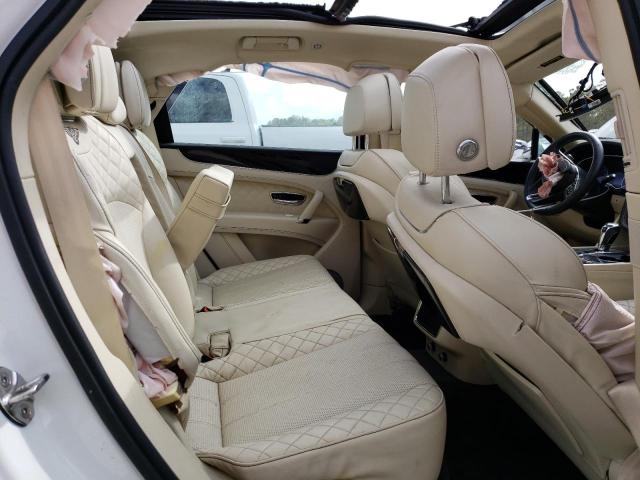 2018 BENTLEY BENTAYGA SJAAC2ZV6JC018333