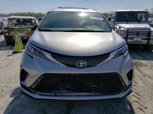 2022 TOYOTA SIENNA XSE - 5TDXRKECXNS132397