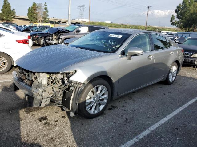 2015 Lexus ES 300h 