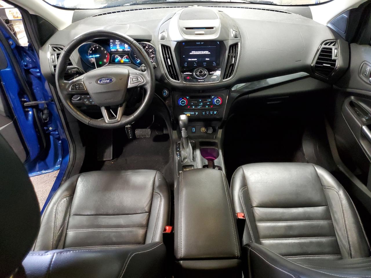 1FMCU9J95HUA91687 FORD ESCAPE 2017