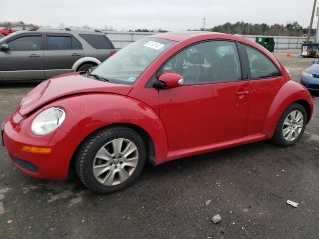 2010 Volkswagen New Beetle 