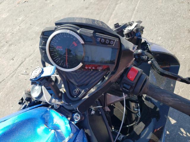 2022 SUZUKI GSX-R600 - JS1GN7FA4N7100524