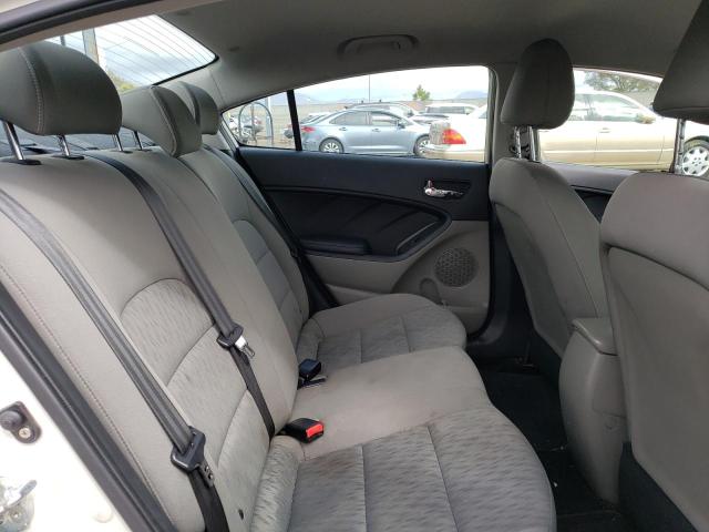KNAFK4A69F5285479 KIA FORTE LX