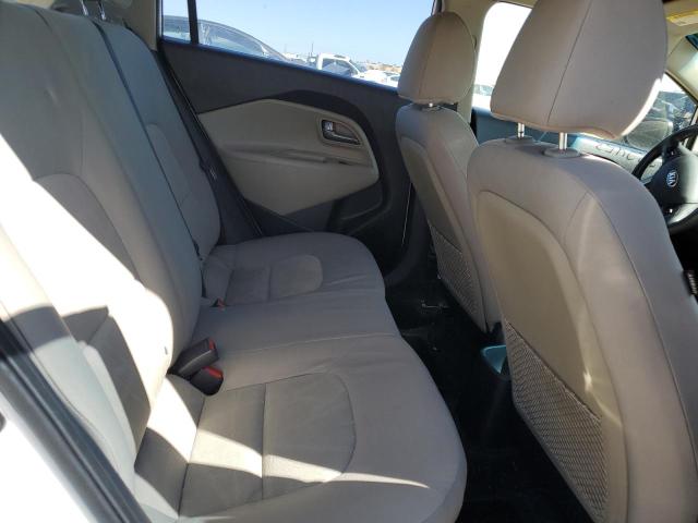 KNADM4A35E6365085 KIA RIO LX