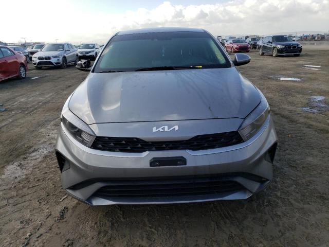 3KPF24AD7NE462471 KIA FORTE FE