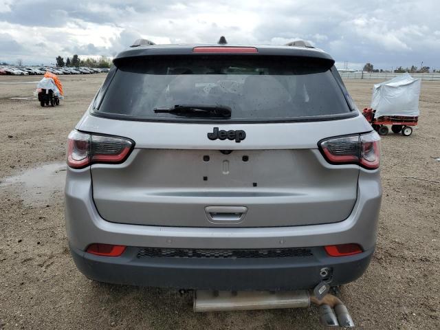 3C4NJCBB3KT706615 Jeep Compass Latitude