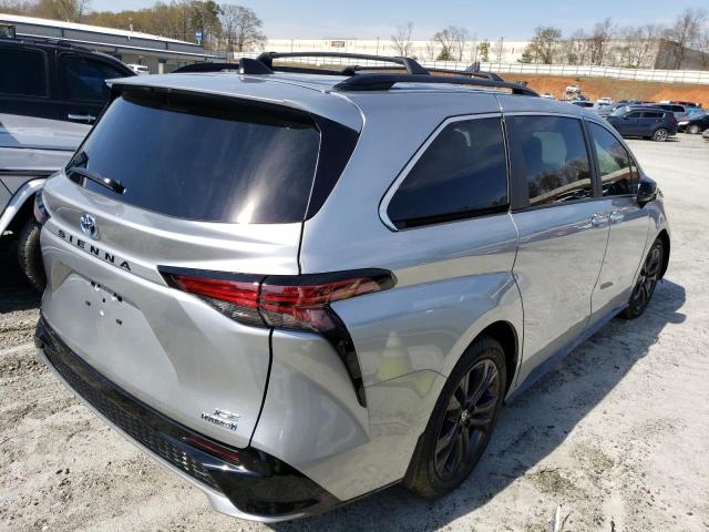 2022 TOYOTA SIENNA XSE - 5TDXRKECXNS132397