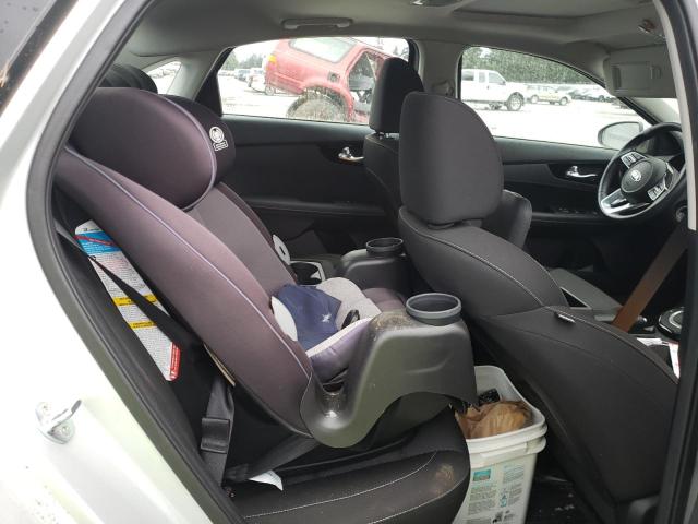 3KPF34AD9KE094464 KIA Forte Gt Line
