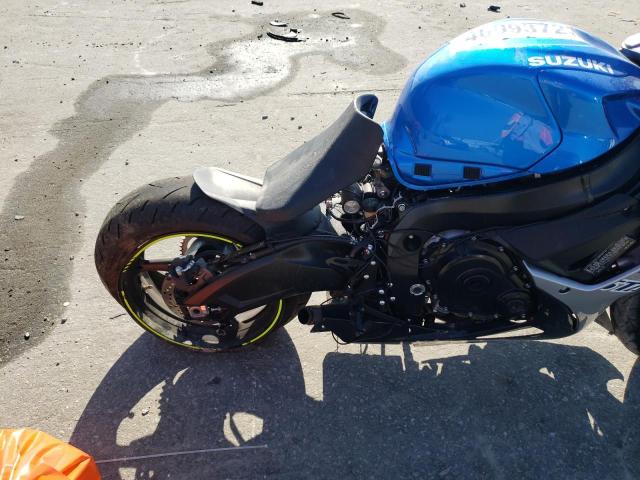 2022 SUZUKI GSX-R600 - JS1GN7FA4N7100524