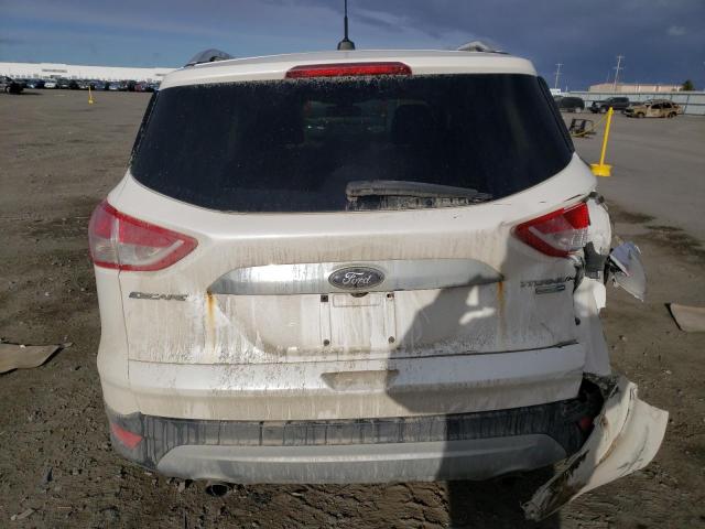 1FMCU9J90EUD18943 Ford Escape Titanium