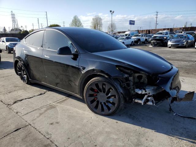 7SAYGDEF3NF548945 Tesla Model Y