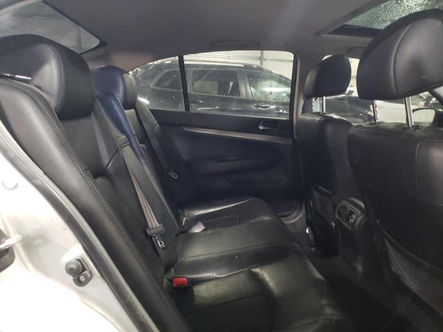  INFINITI G37 2013 Сріблястий